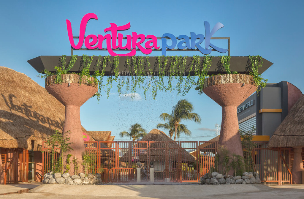 Ventura Park Cancun 2018